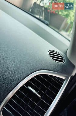 Внедорожник / Кроссовер Audi Q7 2015 в 