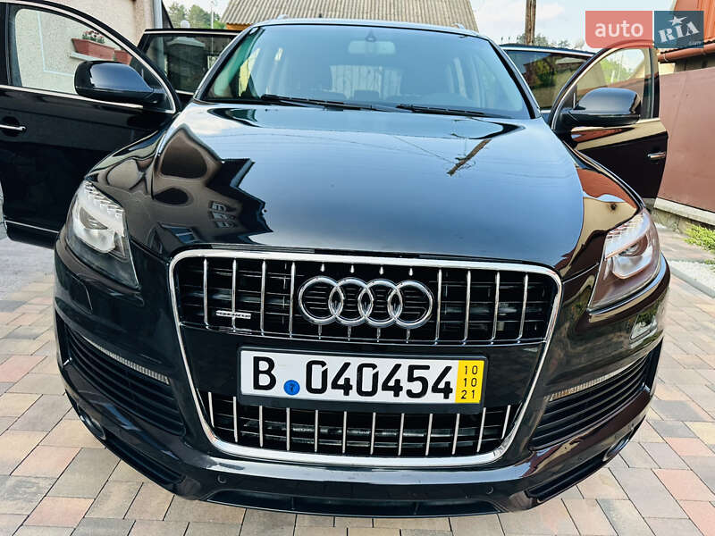 Внедорожник / Кроссовер Audi Q7 2015 в Нижней Апше