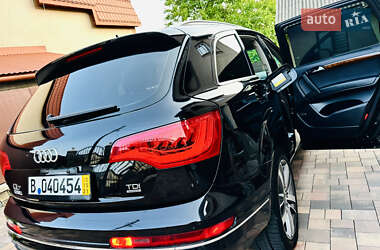 Внедорожник / Кроссовер Audi Q7 2015 в 