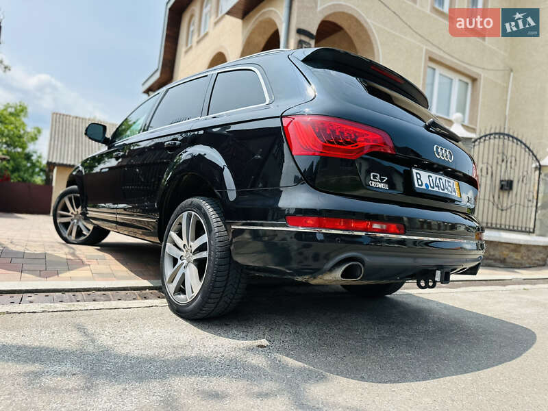 Внедорожник / Кроссовер Audi Q7 2015 в Нижней Апше