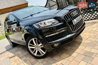 Внедорожник / Кроссовер Audi Q7 2015 в 