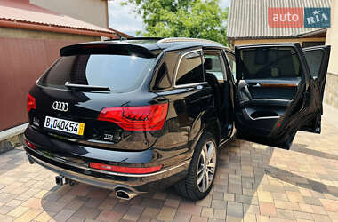Внедорожник / Кроссовер Audi Q7 2015 в 