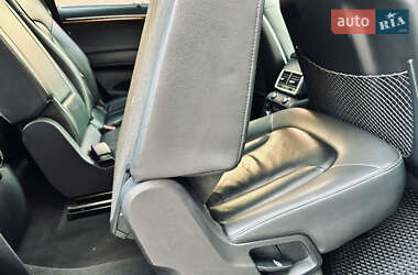 Внедорожник / Кроссовер Audi Q7 2015 в 
