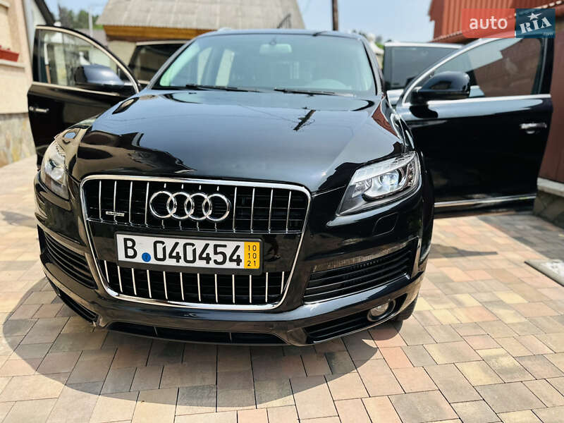 Внедорожник / Кроссовер Audi Q7 2015 в Нижней Апше