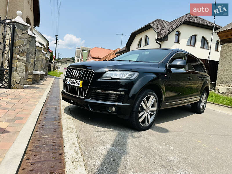Внедорожник / Кроссовер Audi Q7 2015 в Нижней Апше