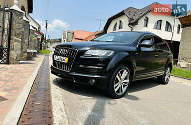 Внедорожник / Кроссовер Audi Q7 2015 в 