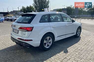 Внедорожник / Кроссовер Audi Q7 2025 в 