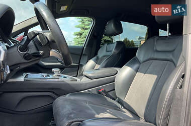 Внедорожник / Кроссовер Audi Q7 2018 в 