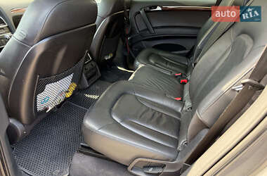 Внедорожник / Кроссовер Audi Q7 2013 в 