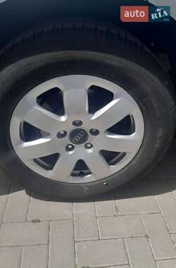 Внедорожник / Кроссовер Audi Q7 2008 в 