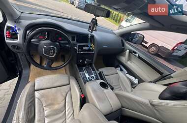 Внедорожник / Кроссовер Audi Q7 2006 в 