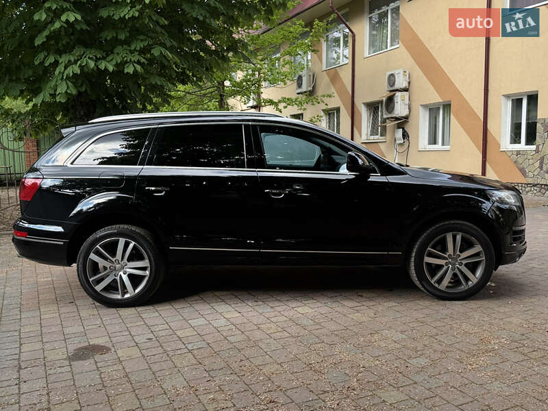 Внедорожник / Кроссовер Audi Q7 2013 в Тернополе