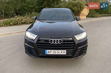 Внедорожник / Кроссовер Audi Q7 2018 в 