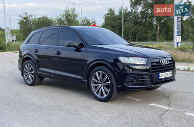 Внедорожник / Кроссовер Audi Q7 2018 в 