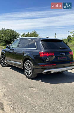 Внедорожник / Кроссовер Audi Q7 2019 в 