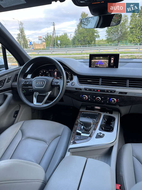 Внедорожник / Кроссовер Audi Q7 2018 в Белогородке