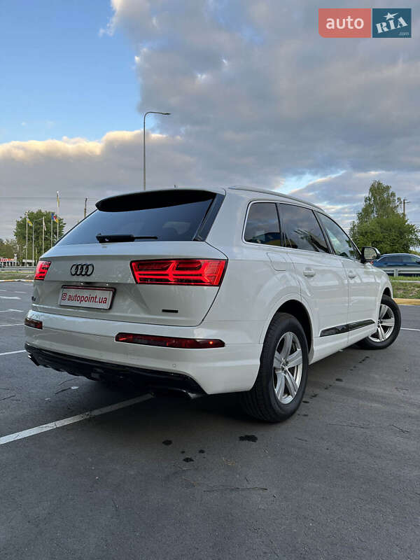 Внедорожник / Кроссовер Audi Q7 2018 в Белогородке