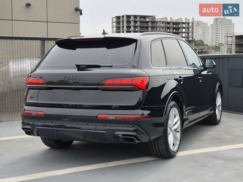 Позашляховик / Кросовер Audi Q7 2024 в Києві
