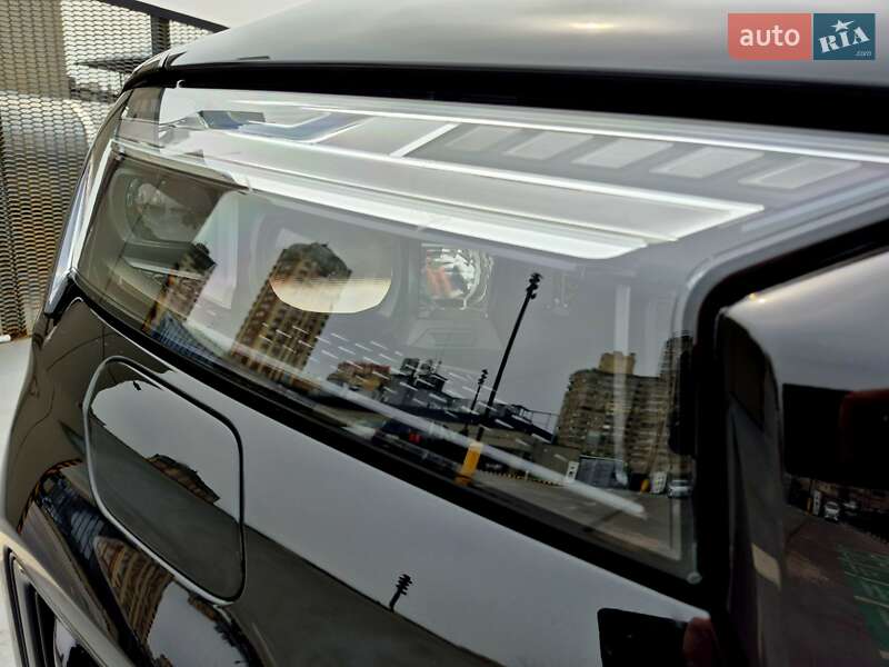 Позашляховик / Кросовер Audi Q7 2024 в Києві