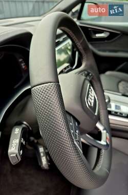 Внедорожник / Кроссовер Audi Q7 2024 в 