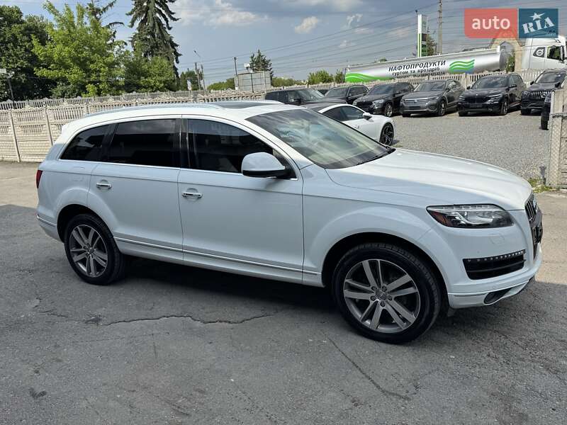 Внедорожник / Кроссовер Audi Q7 2015 в Тернополе