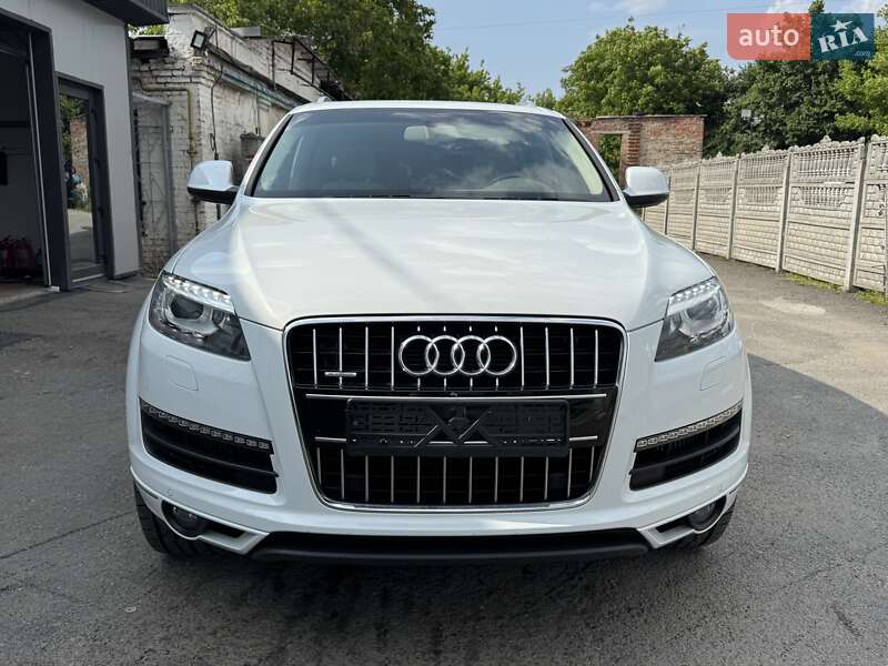 Внедорожник / Кроссовер Audi Q7 2015 в Тернополе