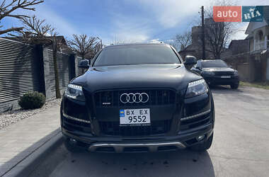 Внедорожник / Кроссовер Audi Q7 2014 в 