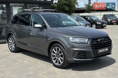 Внедорожник / Кроссовер Audi Q7 2019 в 
