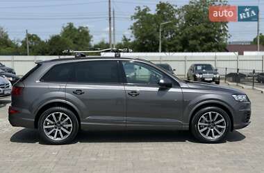 Внедорожник / Кроссовер Audi Q7 2019 в 
