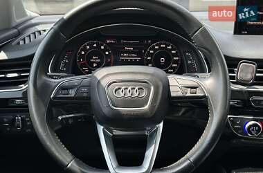 Внедорожник / Кроссовер Audi Q7 2019 в 