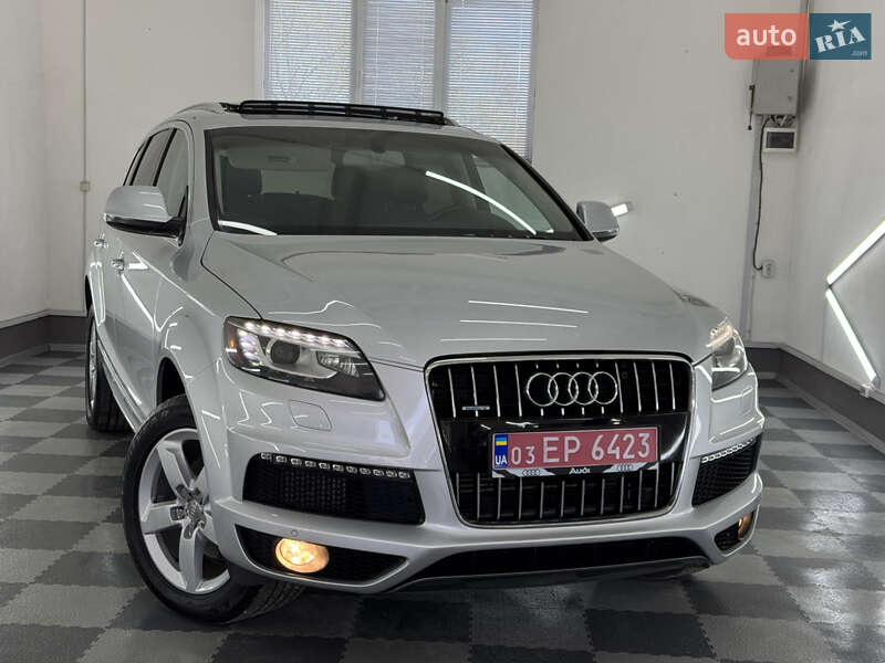 Позашляховик / Кросовер Audi Q7 2013 в 
