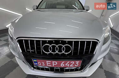 Позашляховик / Кросовер Audi Q7 2013 в 