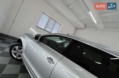 Позашляховик / Кросовер Audi Q7 2013 в 