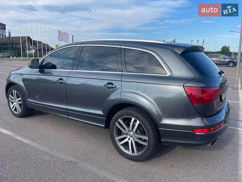 Позашляховик / Кросовер Audi Q7 2009 в Києві