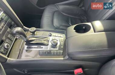 Позашляховик / Кросовер Audi Q7 2009 в 