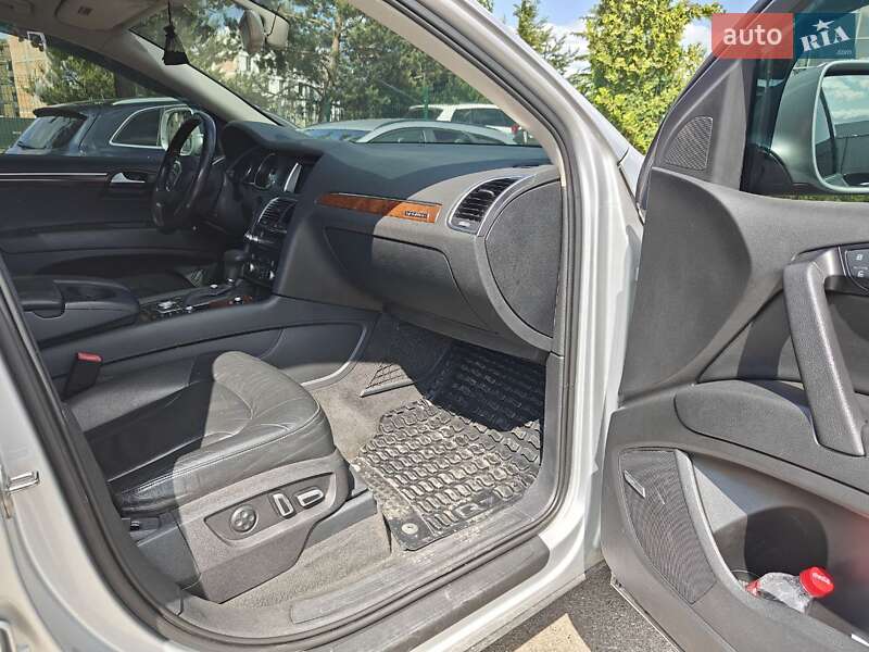 Внедорожник / Кроссовер Audi Q7 2010 в Львове