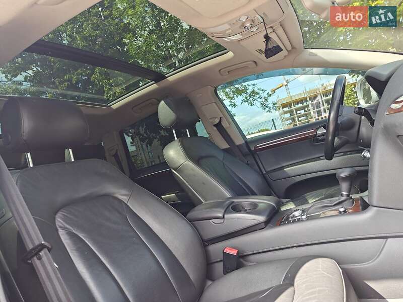 Внедорожник / Кроссовер Audi Q7 2010 в Львове