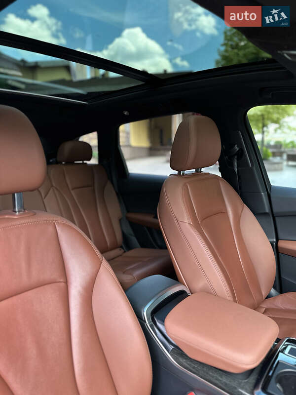 Внедорожник / Кроссовер Audi Q7 2020 в Полтаве