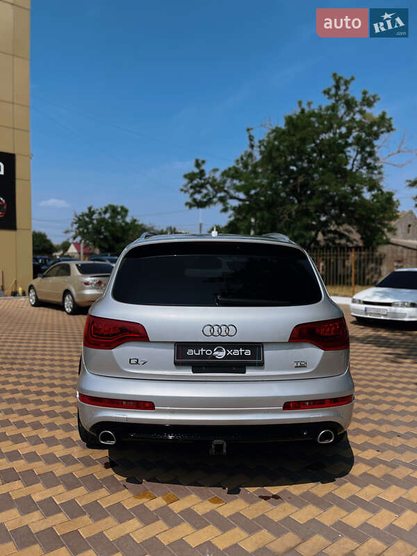 Внедорожник / Кроссовер Audi Q7 2013 в Николаеве