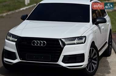 Внедорожник / Кроссовер Audi Q7 2017 в Одессе