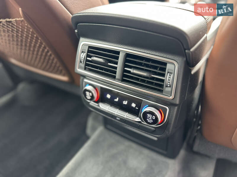 Внедорожник / Кроссовер Audi Q7 2017 в Ровно фото 23 Внедорожник / Кроссовер Audi Q7 2017 в Ровно