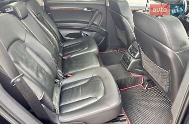 Внедорожник / Кроссовер Audi Q7 2015 в 
