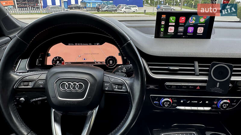 Внедорожник / Кроссовер Audi Q7 2016 в Шепетовке