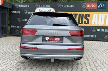 Внедорожник / Кроссовер Audi Q7 2015 в 