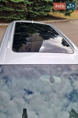 Позашляховик / Кросовер Audi Q7 2012 в 
