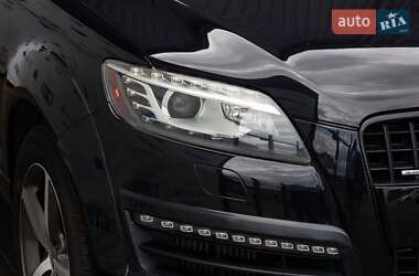 Внедорожник / Кроссовер Audi Q7 2015 в 