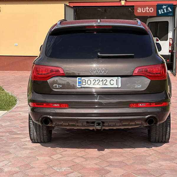 Позашляховик / Кросовер Audi Q7 2010 в Вишнівці