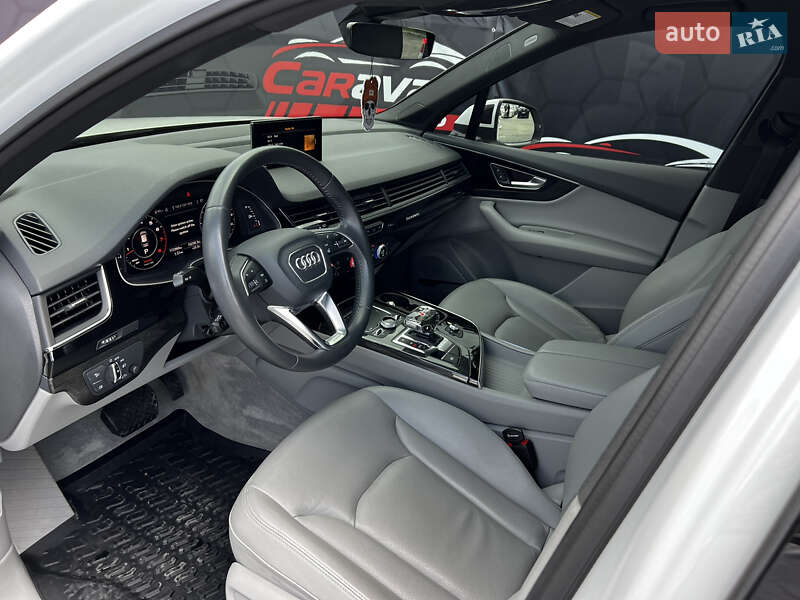Внедорожник / Кроссовер Audi Q7 2018 в Днепре