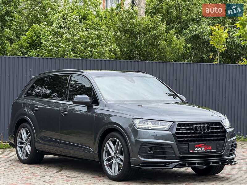 Внедорожник / Кроссовер Audi Q7 2019 в Луцке