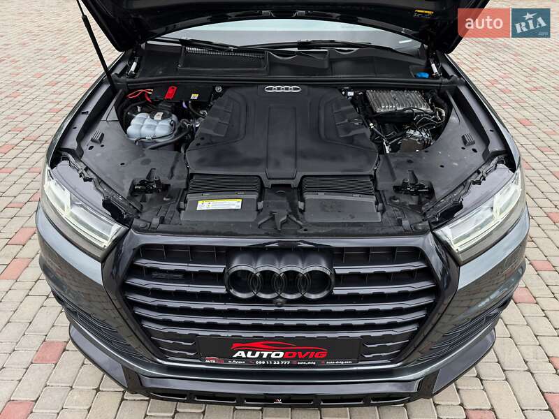 Внедорожник / Кроссовер Audi Q7 2019 в Луцке